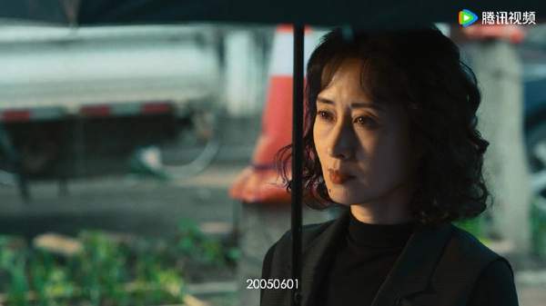 电视剧《隐身的名字》正式杀青，下饭必备女性情感悬疑剧