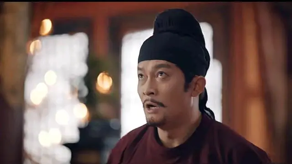 《唐朝诡事录之西行》新帝对卢凌风有何忌惮？相关剧情解析