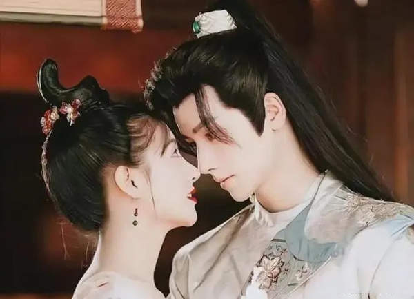 《与君诀》电视剧根据那部小说改编？叫什么名字？