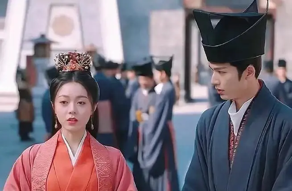 《度华年》男主演是谁?男主前世喜欢女主吗
