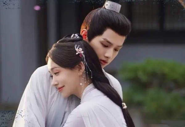 执笔电视剧剧情介绍全集,古装微短剧