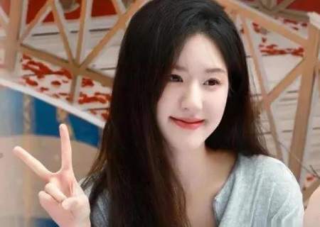 《许我耀眼》许妍人物介绍，《许我耀眼》许妍人物解析