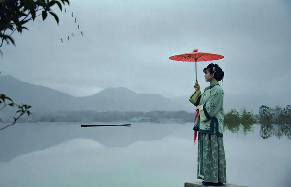 一伞烟雨电视剧在哪里播出?演员表介绍