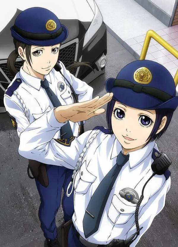 女警遇见高大威猛的嫌犯也会害怕?被吐槽是“条子”