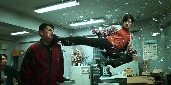 《城市猎人》:真人漫改深度还原,动作片迷的狂欢!