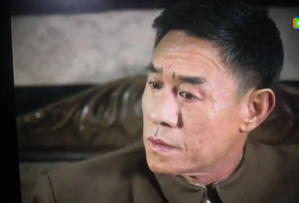 《沸腾的群山》第6集分集剧情:感受到一阵剧烈晃动