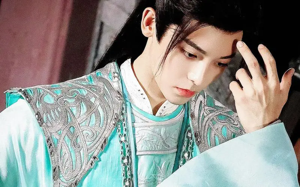 《少年白马醉春风》叶鼎之结局是什么?叶鼎之原著结局