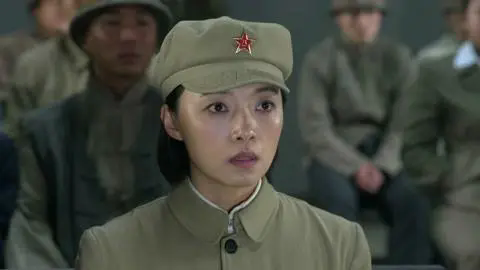 《沸腾的群山》第3集剧情介绍:冯白杨等人继续前行