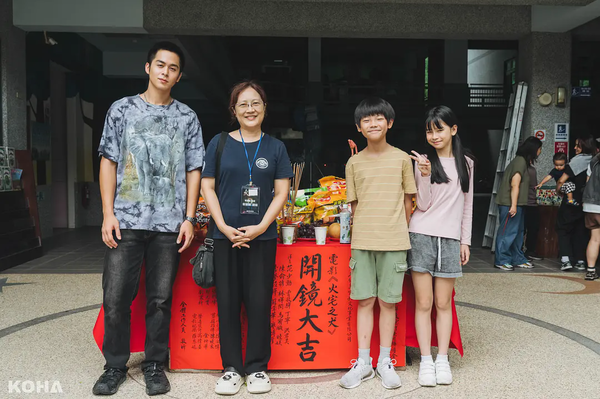 电影《火宅之犬》演员表，电影《火宅之犬》剧情介绍