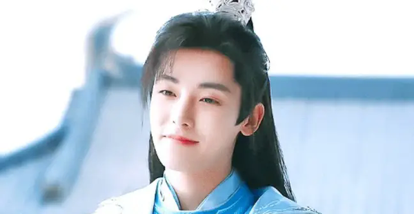 《少年白马醉春风》百里东君是原声配音吗？相关内容详解