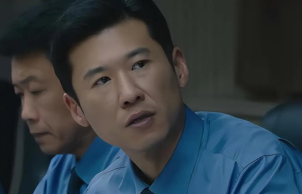 凡人歌那伟的弟弟是谁演的？张哲华饰演什么角色