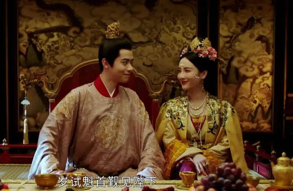 墨雨云间:皇上为什么纳先帝的妃子?