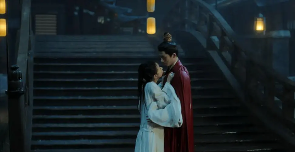 《墨雨云间》皇上为什么不喜欢姜梨