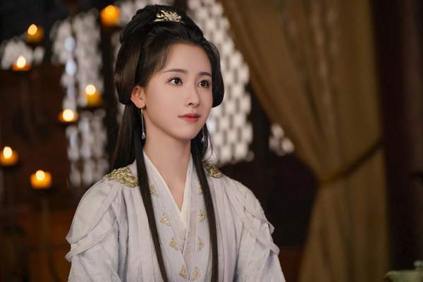 陈都灵、辛云来主演《贵女》发布新海报,剧情内容一览