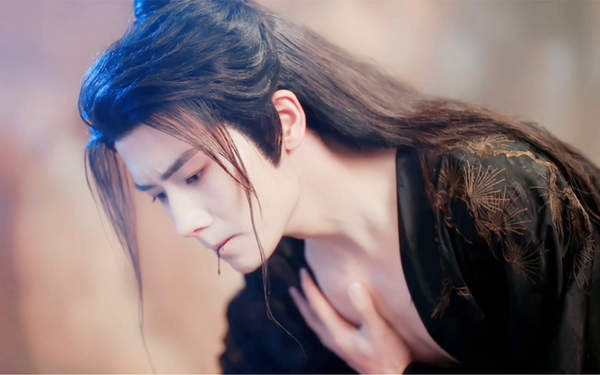永夜长明李菲演的是两个人吗，李菲演的什么角色