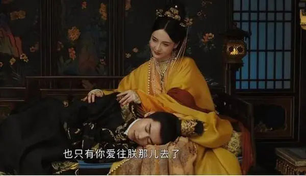 墨雨云间:皇上为什么纳先帝的妃子?