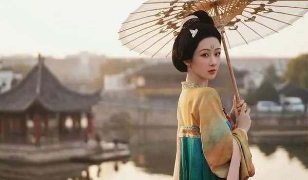 杨紫大女主剧《卸甲归田》开拍倒计时，演员阵容介绍