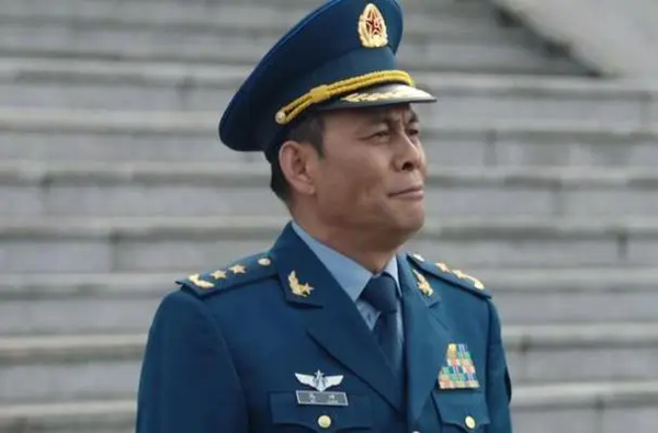 《海天雄鹰》第22集剧情介绍-《海天雄鹰》第22集剧情抢先看