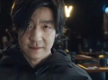 《白夜破晓》关宏峰为什么不能带枪？娃娃脸真实身份是什么？