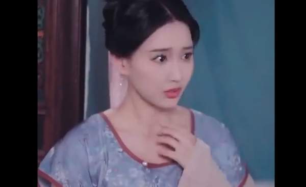 《悠悠情丝绣良缘》又名《穿书后我在后宫当宠妃》剧情介绍，讲了什么故事