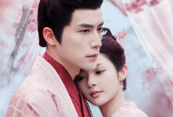《娘娘又茶又媚，一路轻松上位》剧情介绍，女主谁演的