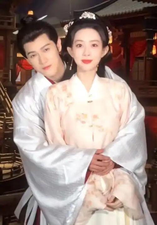 《九重紫》中男女主第几章确定关系