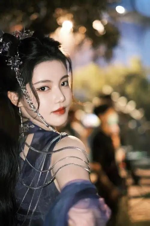 《千朵桃花一世开》暮悬铃为什么讨厌高秋旻